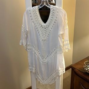 NWOT white crochet trim swim cover up size M